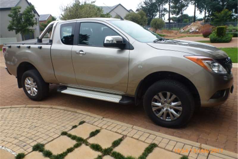 2015 Mazda BT-50 Clubcab3 2 Diesel Auto Cars for sale in ...