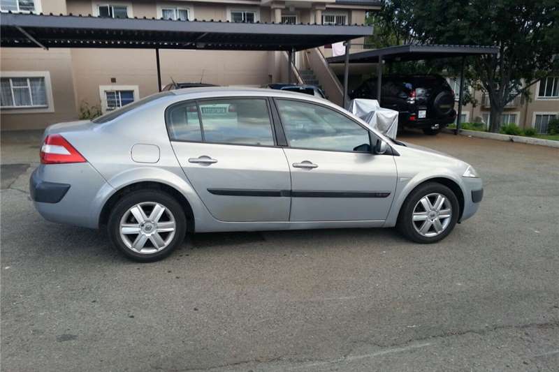 2005 Renault Megane 1 4 Oasis