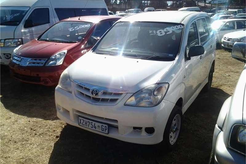 Avanza 2009 Cimahi: Mengarungi Jalanan Kota dengan Legenda MPV