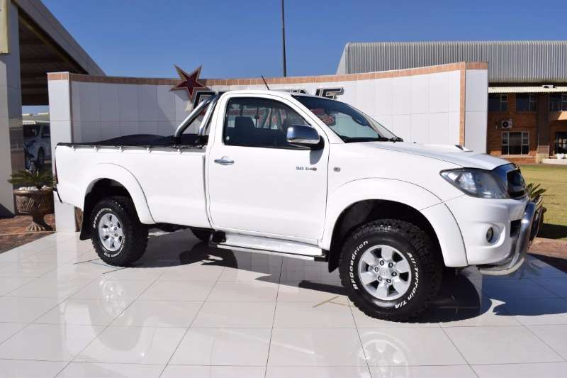 2010 Toyota Hilux 3.0D 4D Raider Single Cab Bakkie ( RWD ) Cars For ...