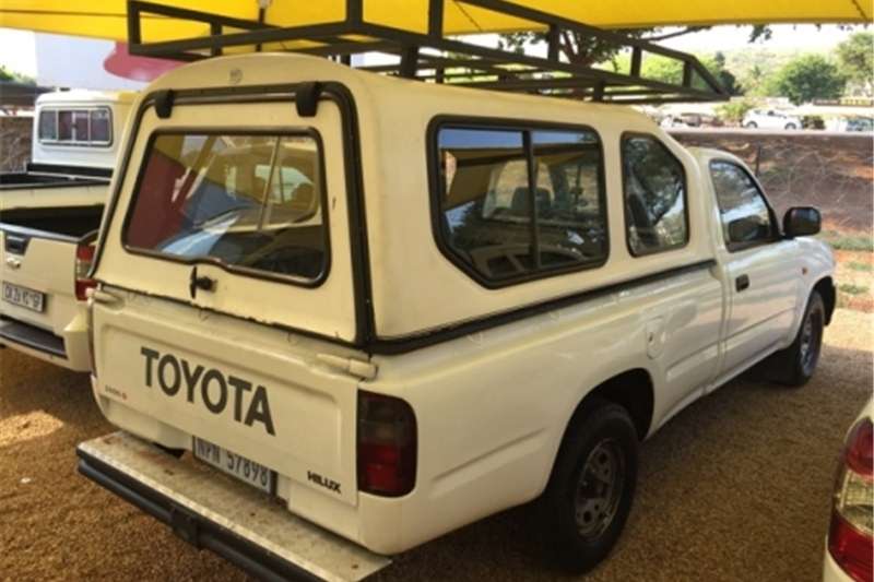 Toyota Hilux Bakkie 2.4 Diesel for sale Cars for sale in Gauteng R
