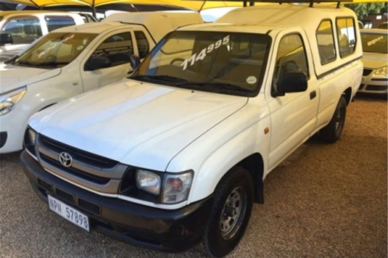 Toyota Hilux Bakkie 2.4 Diesel for sale Cars for sale in Gauteng R