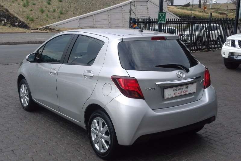 2015 toyota yaris 5 door 1 3 xs hatchback petrol fwd 2015 toyota yaris 5 door 1 3 xs hatchback petrol fwd