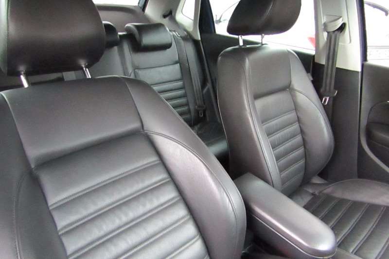 2016 VW Polo 1.2TSI Highline Leather seats/Xenon lights/Park di Cars