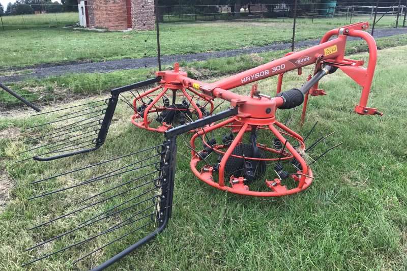 2016 Other Khun Haybob 300 Rake Rakes Hay and forage for sale in