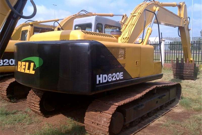 2003 Bell HD820E, 20 TON EXCAVATOR Excavators Machinery for sale in