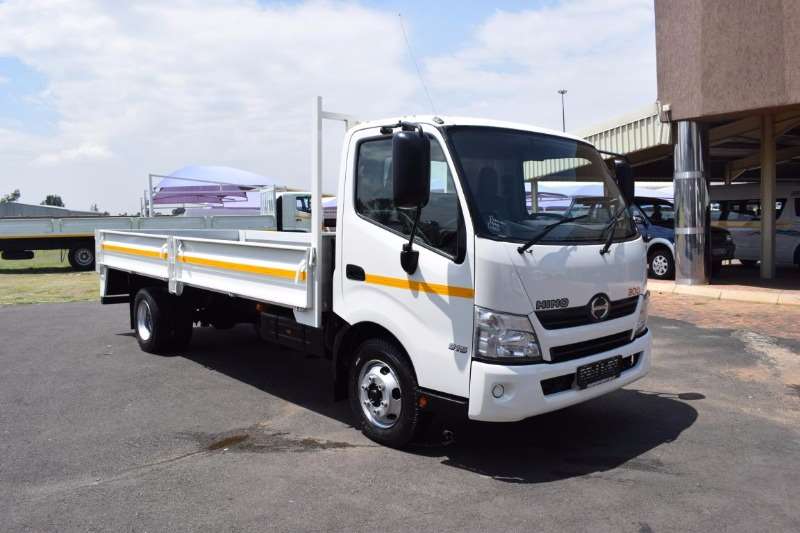 2014 Hino 300 915 4TON Dropside Truck Trucks for sale in Gauteng | R 389 950 on Truck & Trailer