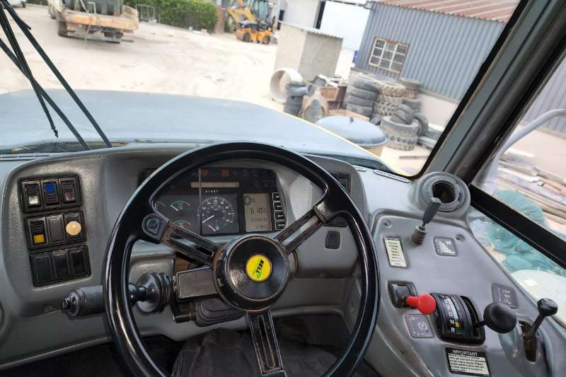   B25D