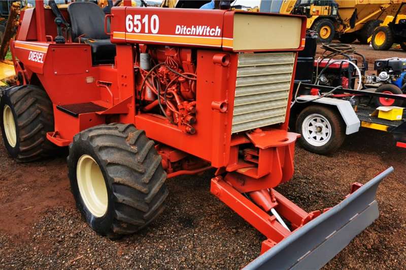   6510 Ditch Witch Trencher