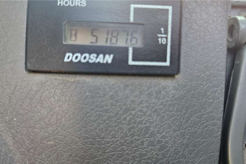   DX220LCA