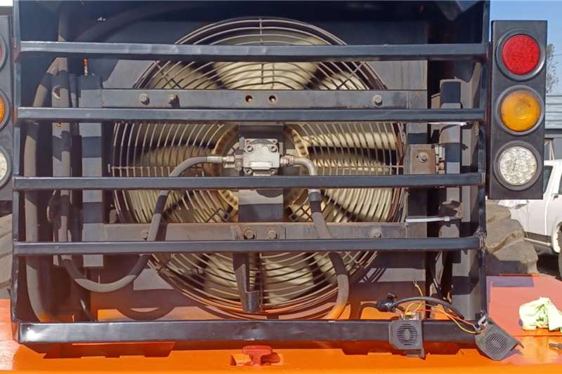   MEGA 300V