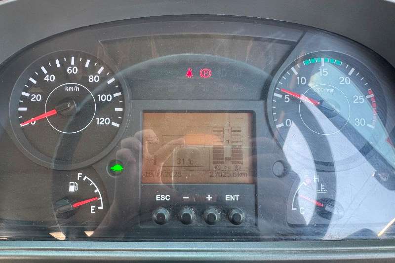   6025 PRO 6X4