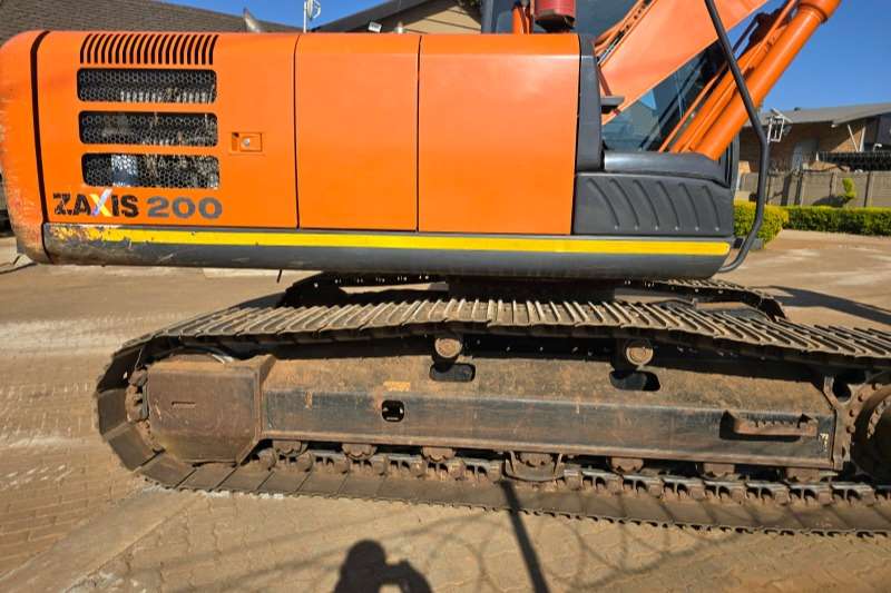   Zaxis 200 