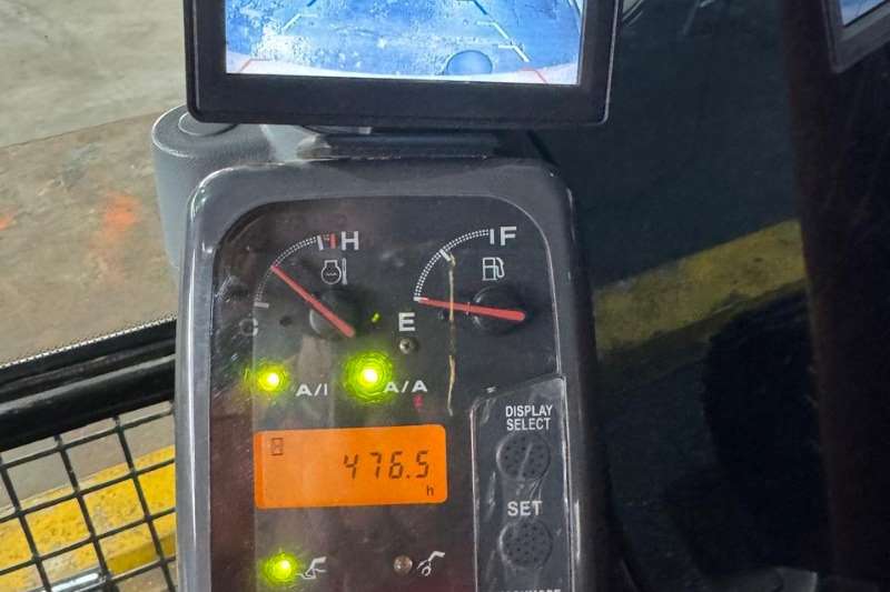   Zaxis 200 