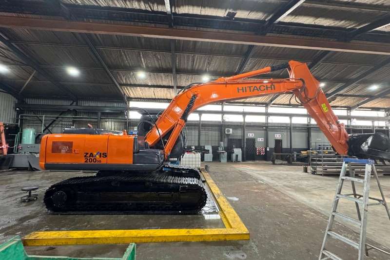   Zaxis 200 