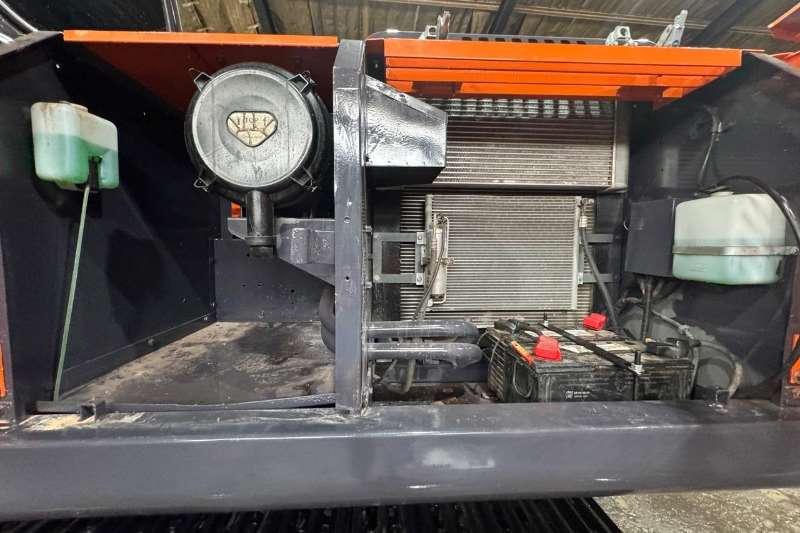   Zaxis 200 
