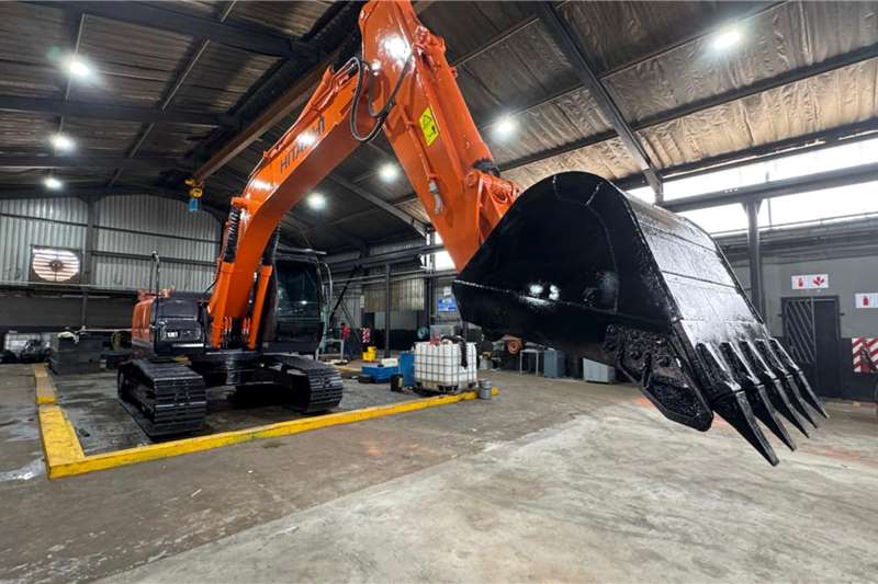   ZAXIS 200