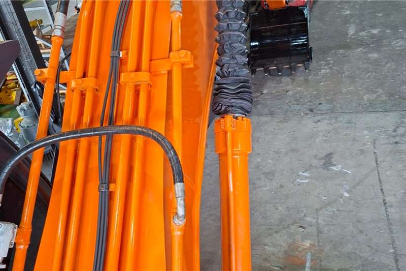   ZAXIS 200