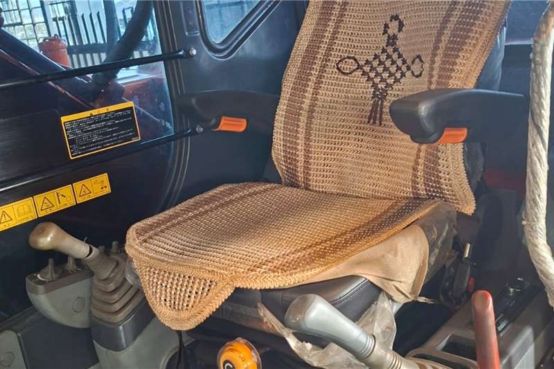   ZAXIS 200