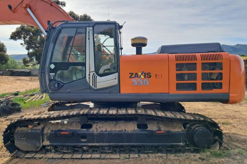   Zaxis 330