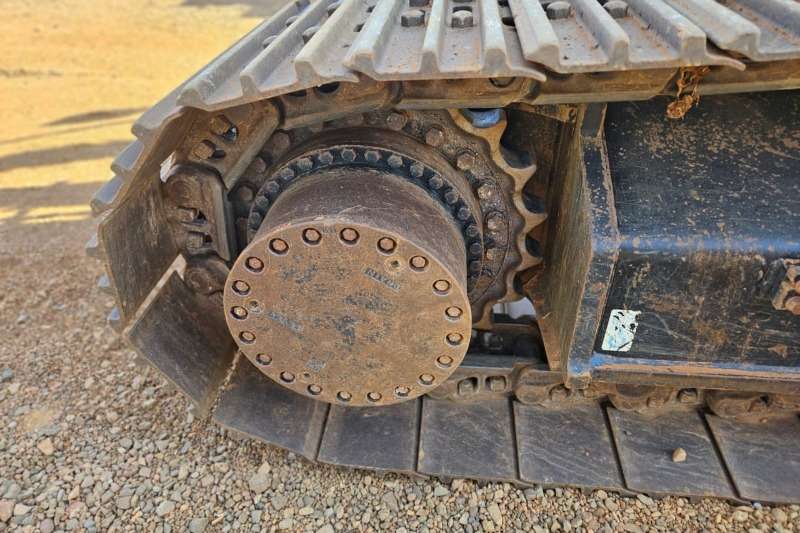   Zaxis 330LC