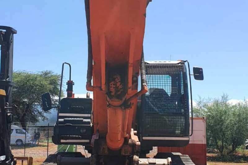   Zaxis 400LCH