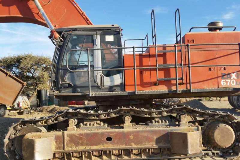   ZAXIS 670LCR