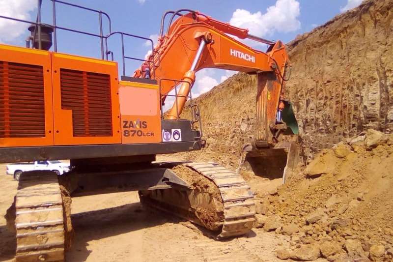   ZAXIS 870 LCR