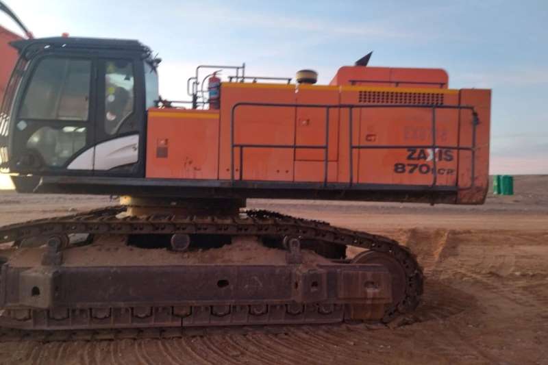   ZAXIS 870 LCR