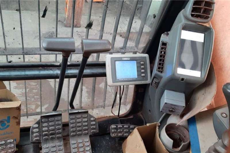   ZX870LCR 5G