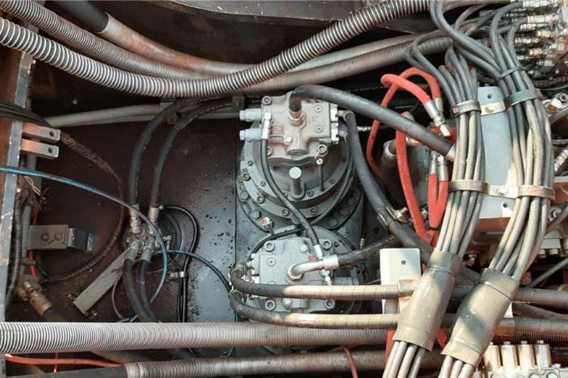   ZX870LCR 5G