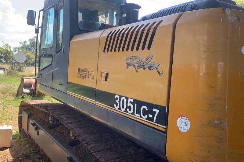   305 Robex LC 7