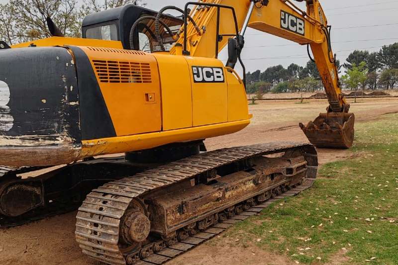   Js205lc