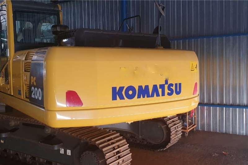   PC200/8