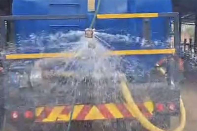   WATERTRUCK