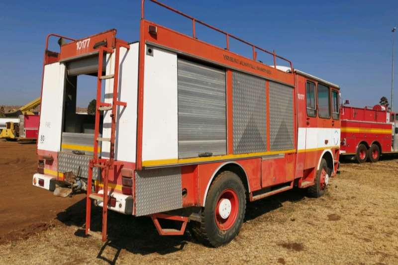   Karosa Fire Truck People Carrier