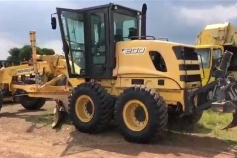   F200