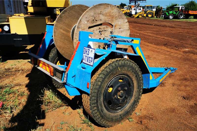   Heavy Duty Fiber/Electric Cable Trailer
