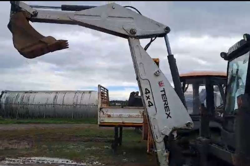   860