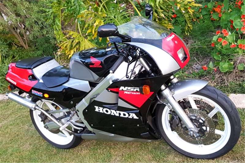 Honda nsr250r