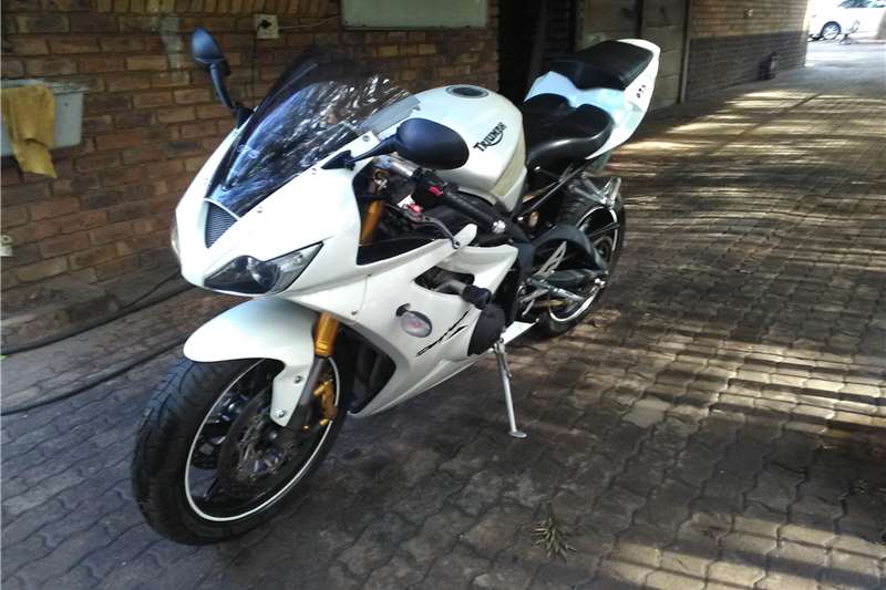 2010 Triumph Daytona 675 675 Motorcycles For Sale In Gauteng R 59