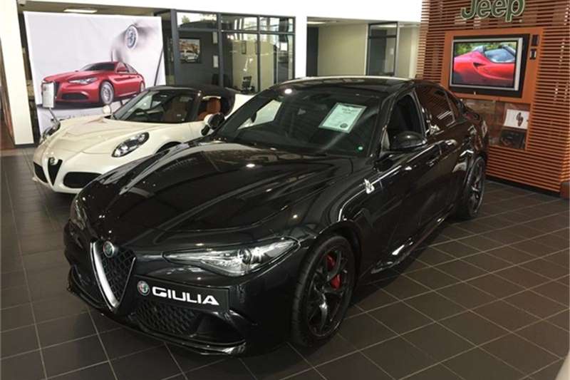 2018 Alfa Romeo Giulia Quadrifoglio Verde Launch Edition