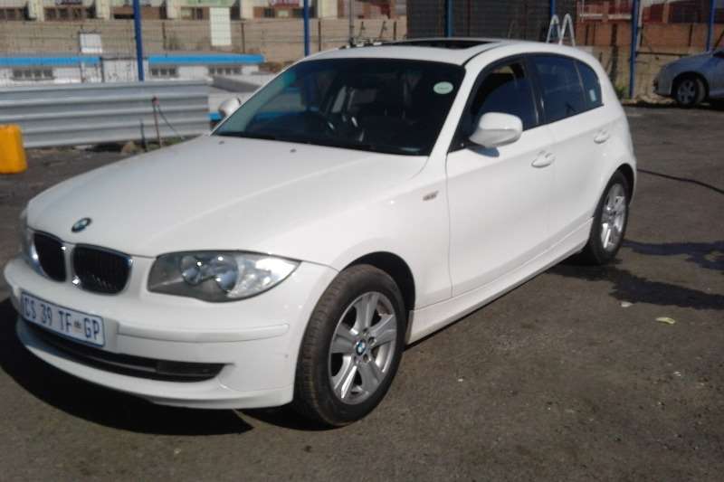 2011 BMW 1 Series 116i 5 door Exclusive Hatchback ( Petrol