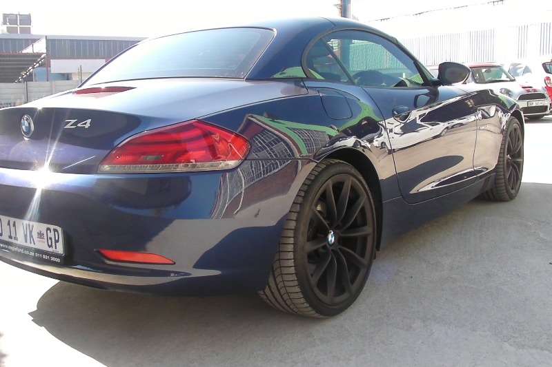 2010 BMW Z4 sDrive30i sports automatic Convertible ( Petrol / RWD ... 2010 BMW Z4 sDrive30i sports automatic Convertible ( Petrol / RWD ...