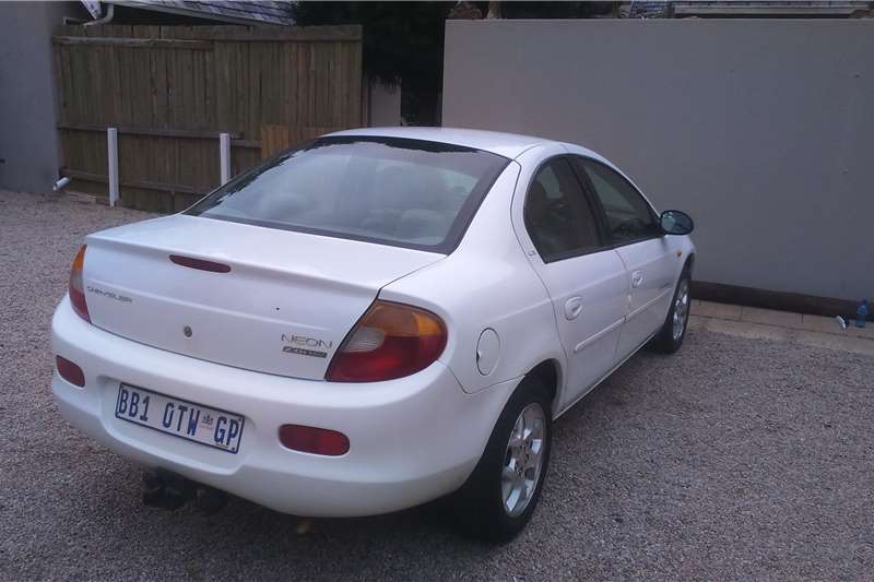 Chrysler neon 2000