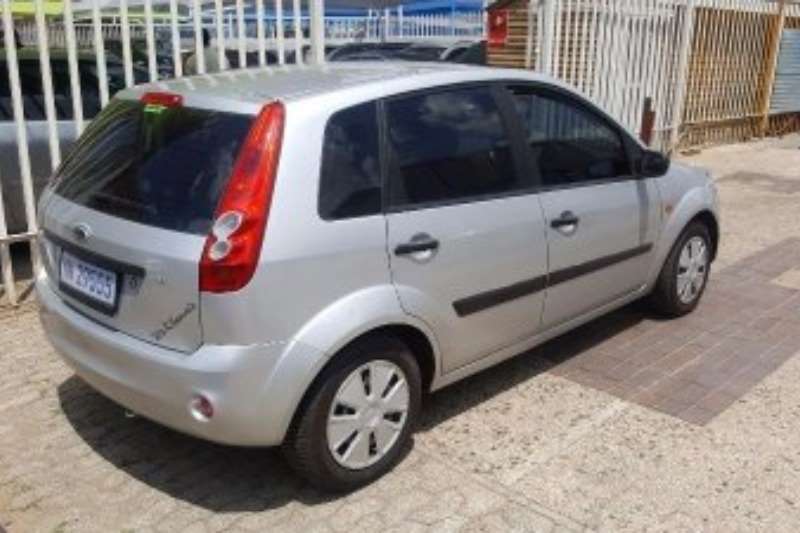 2007 Ford Fiesta 1 4 5 Door Trend Hatchback Petrol Fwd Manual Ford Fiesta 1 4 5 Door Trend 2007