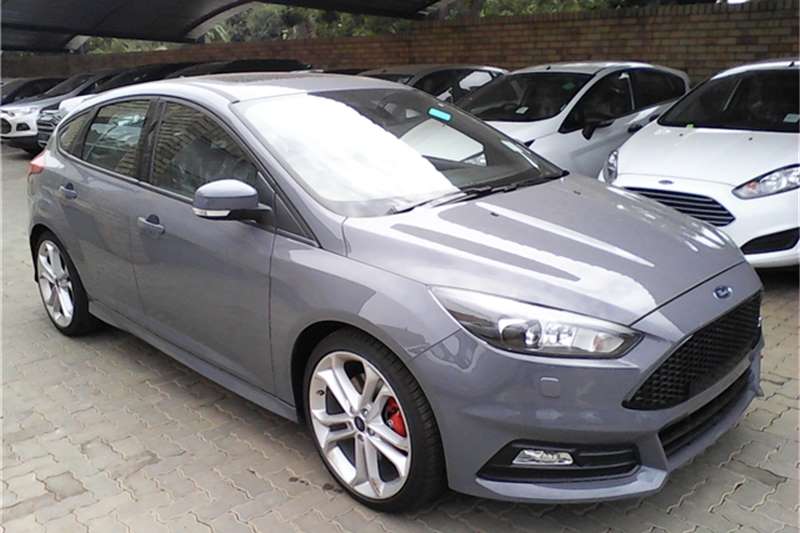 2017 Ford Focus 2 0 Ecoboost St 3 Cars For In Gauteng R 449 2017 Ford Focus 2 0 Ecoboost St 3 Cars For In Gauteng R 449 900 On Auto Mart