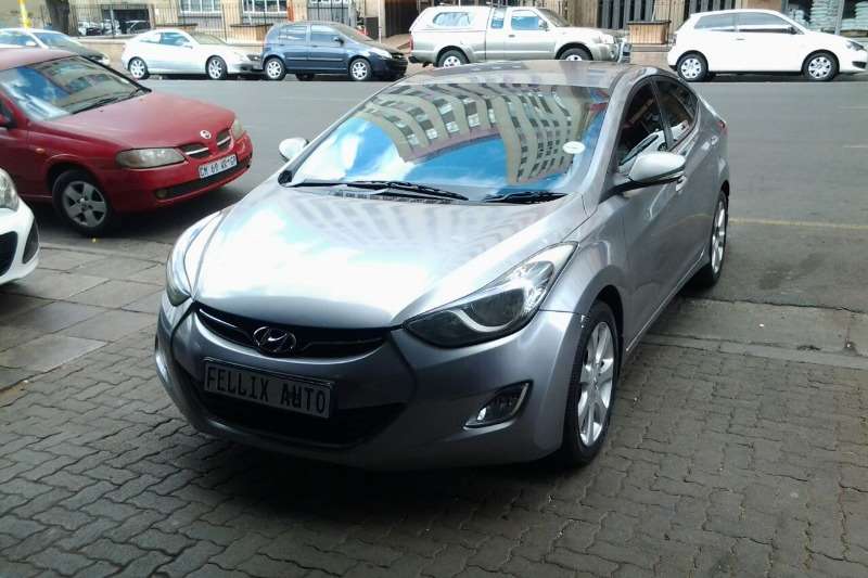 2011 Hyundai Elantra 1.6 GLS Sedan ( Petrol / FWD / Manual ...