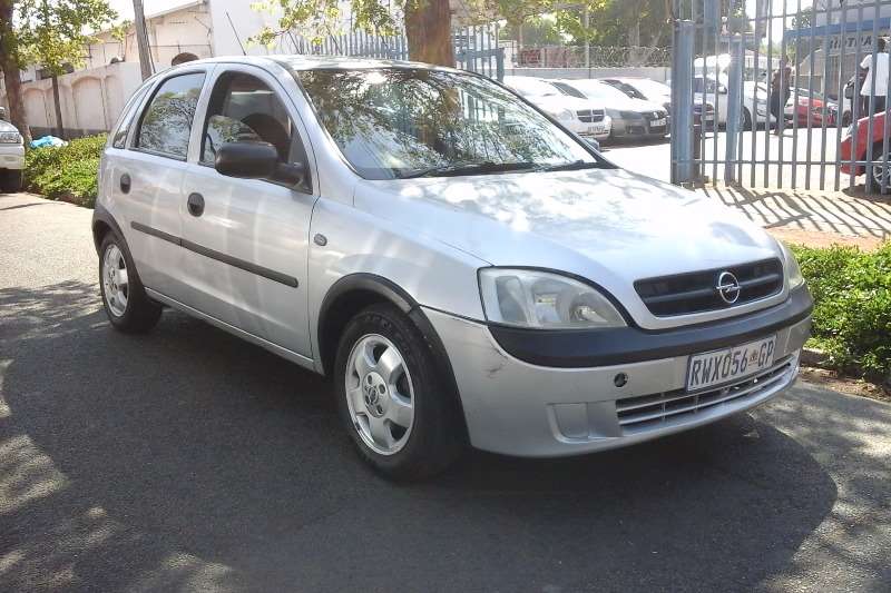 Listino OPEL Corsa 3ª serie (2000-2006) prezzo ...