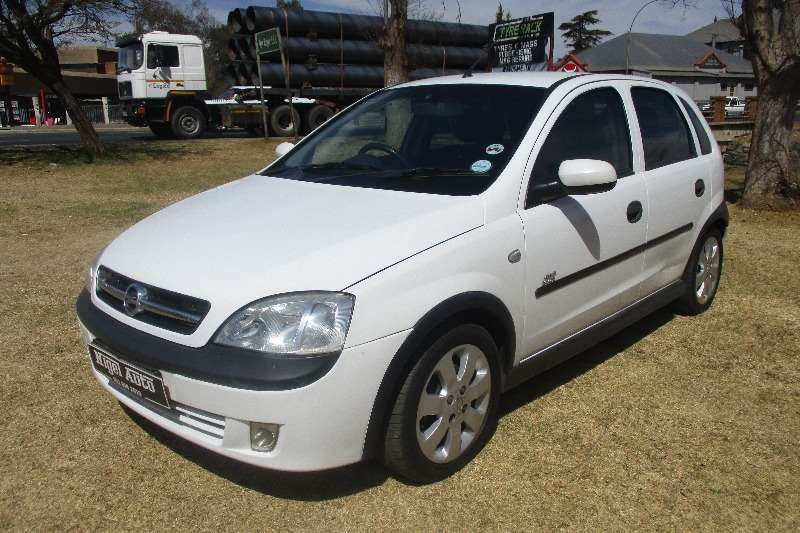 Prezzi e quotazioni usato Opel Corsa / MY 2006, 2013, 2015